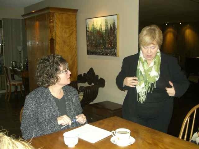 Contributors Cindy Evans and Carolyn Harrison